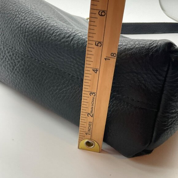 Portland Leather Goods Black Pebbled Leather Triangle Shoulder Bag - Picture 14 of 15